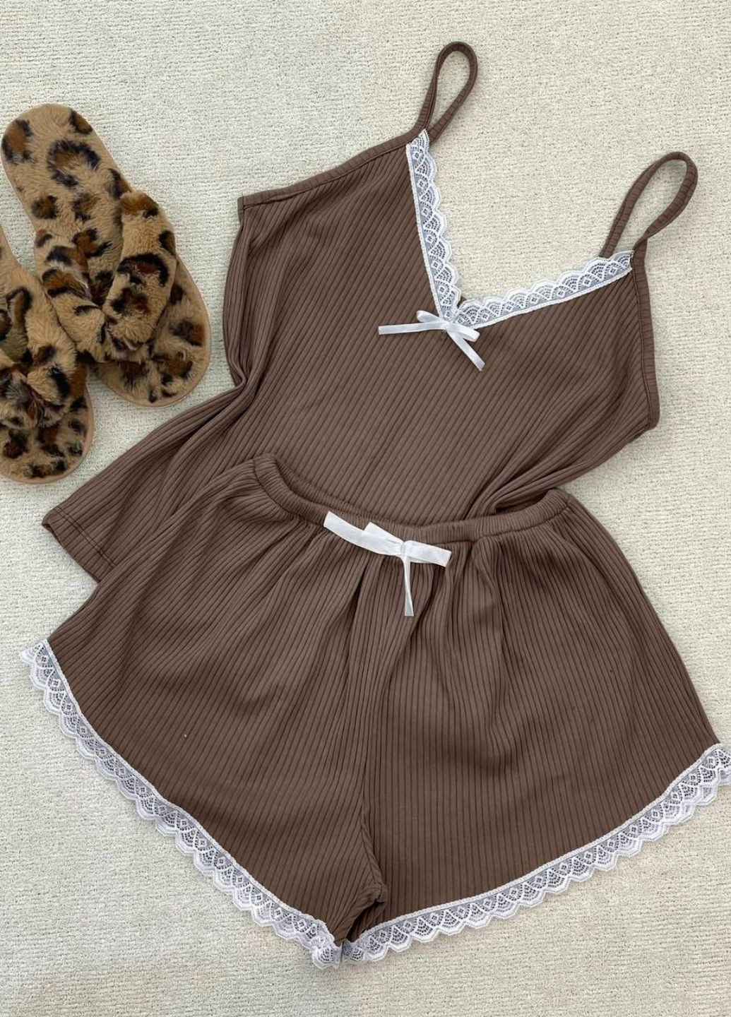 Коричневая всесезон пижама двойка: майка на тонких бретельках и шортах майка + шорты Allthings