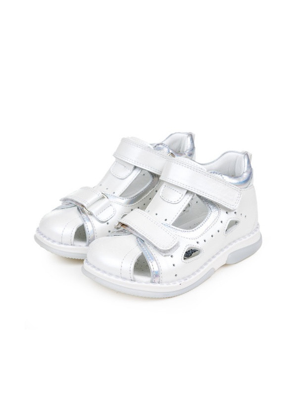 Белые босоножки Calorie