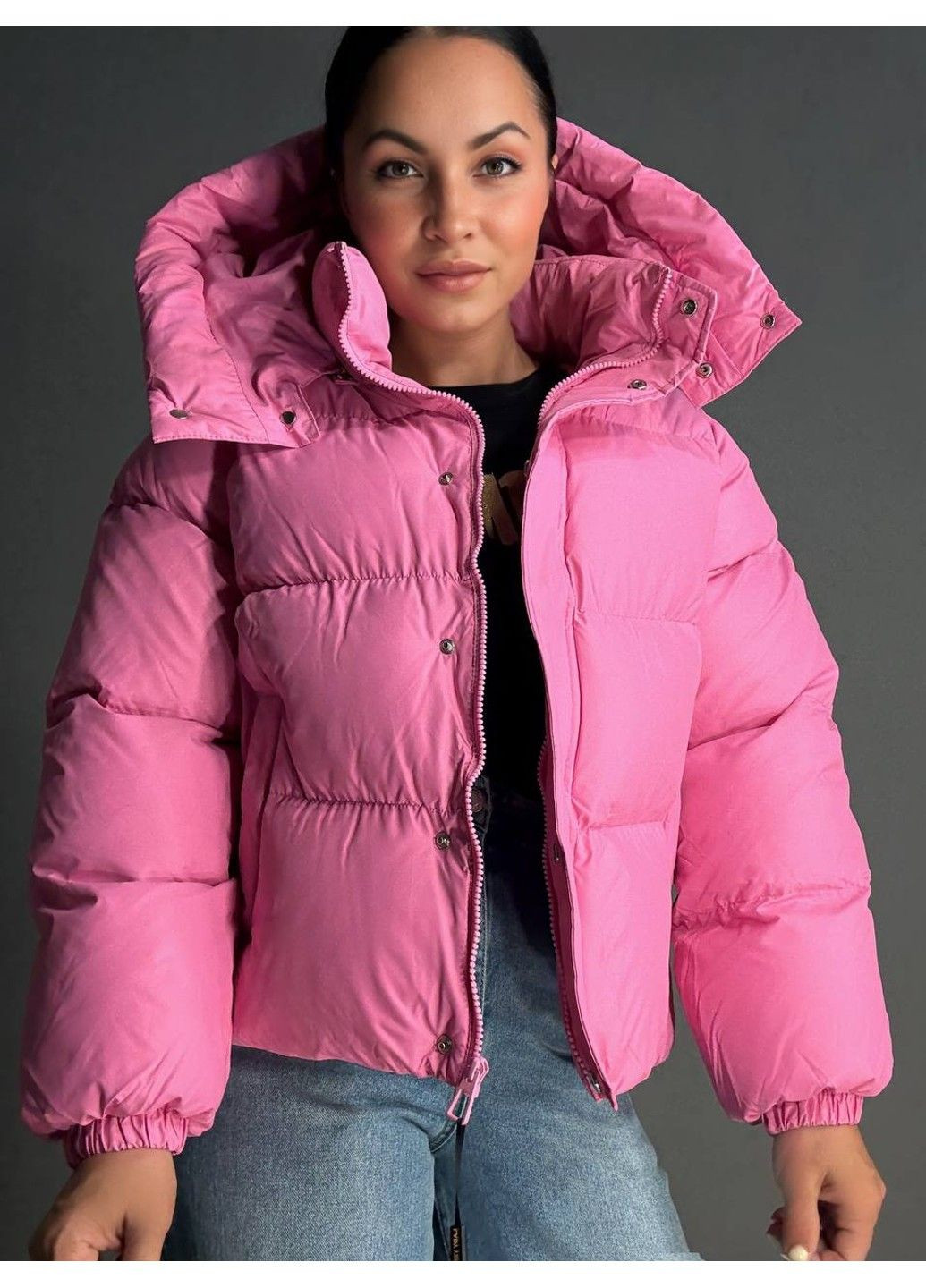 Рожева демісезонна куртка жіноча 10005 дута пуффер з капюшоном рожева Lady yep