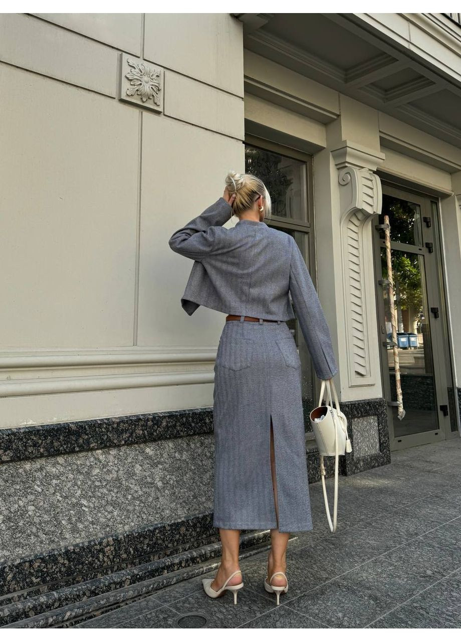 Жіночий елегантний костюм зі спідницею міді Україна (354693368)