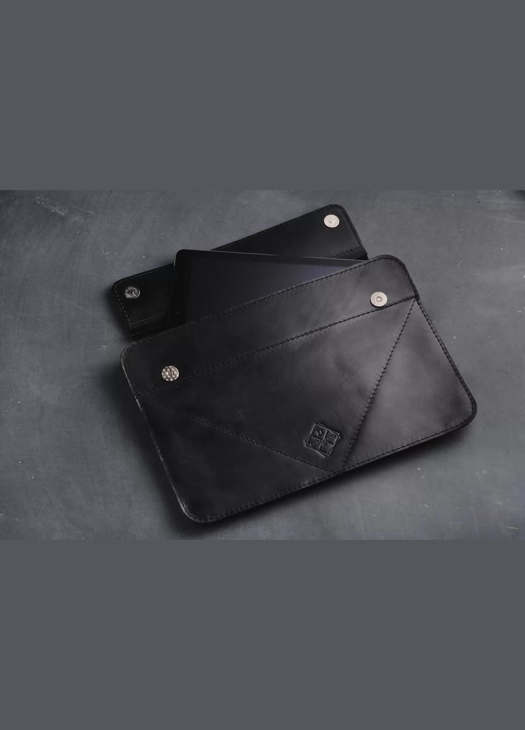 Кожаный Чехол с подставкой для iPad черный 12.9 Skin and Skin (292144485)