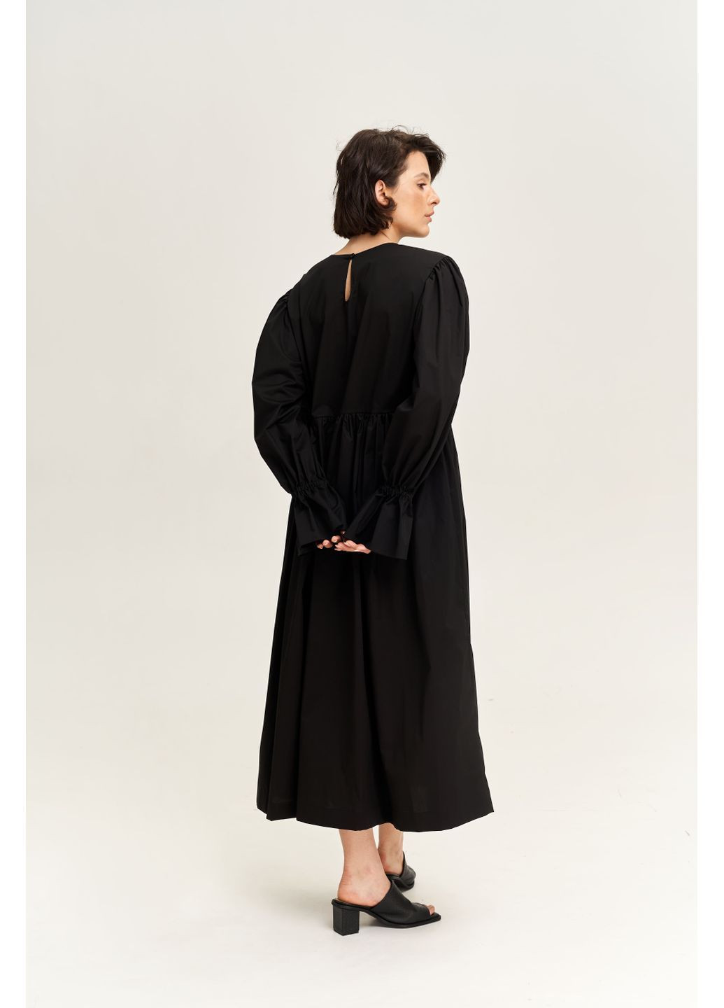 Чорна сукня "мальва" SYNONYMS