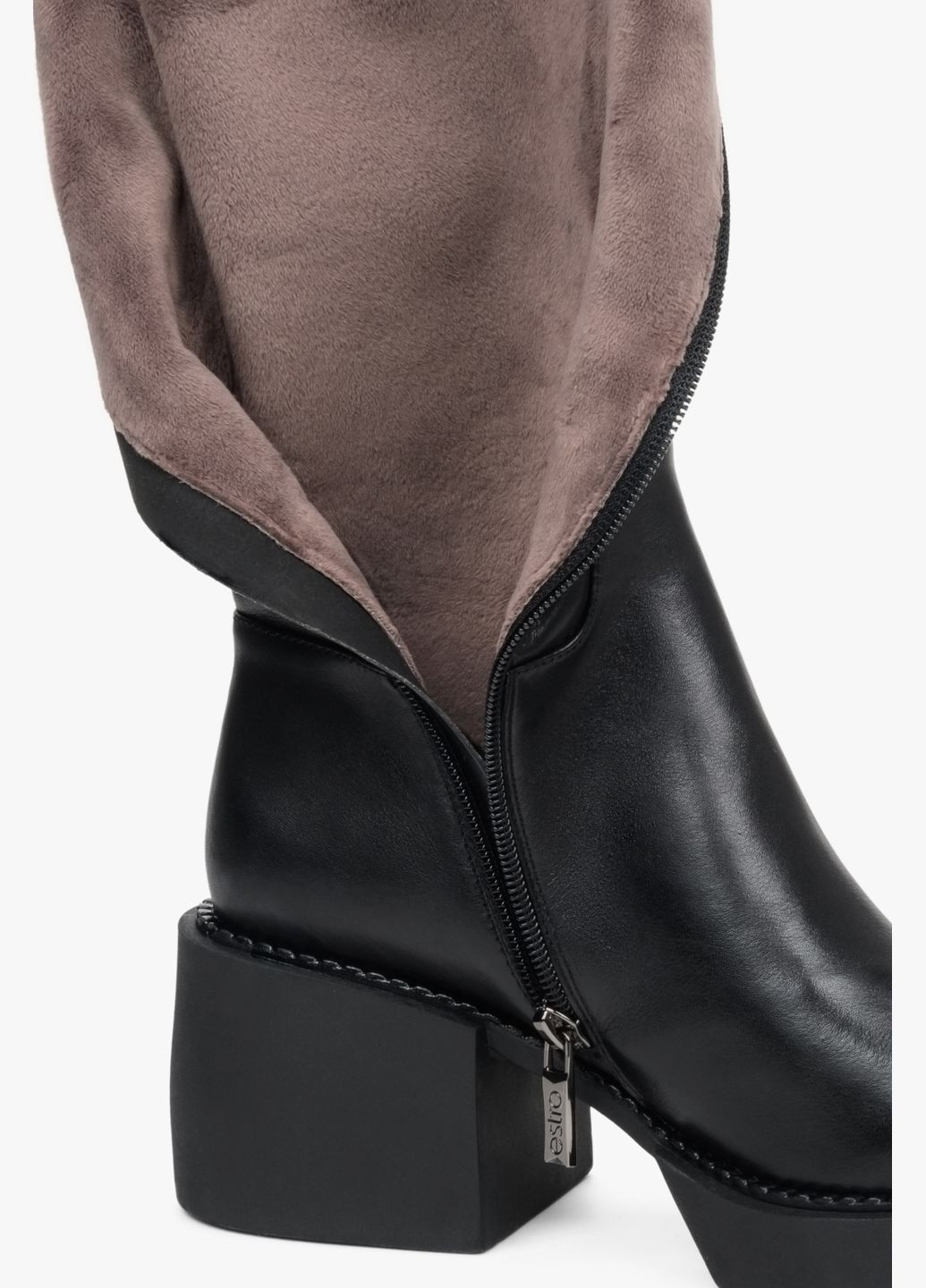 Черные полусапоги, цвет черный Estro