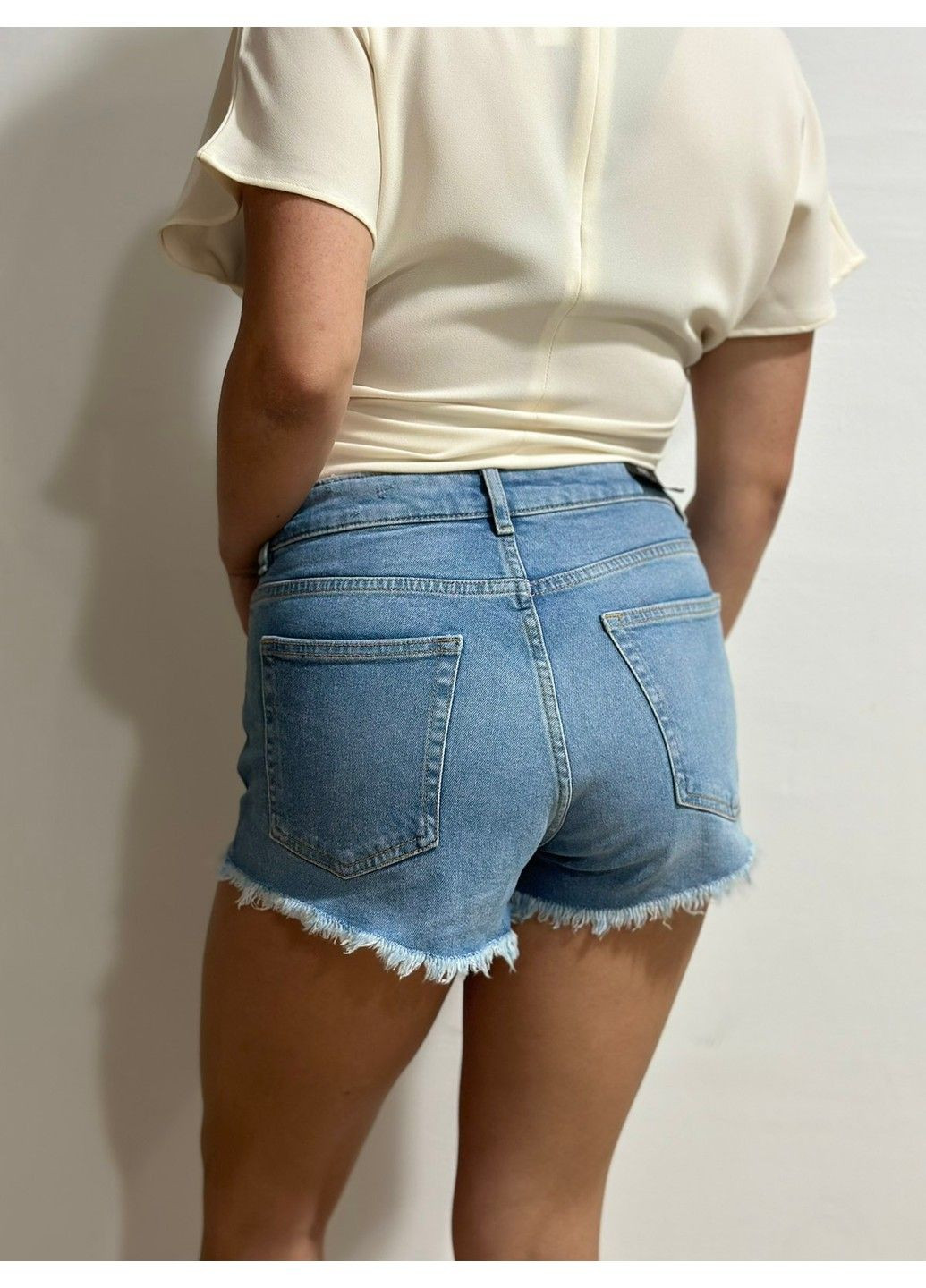 Женские джинсовые шорты с высокой талией Н&М (56969) W34 Синие H&M (291558088)