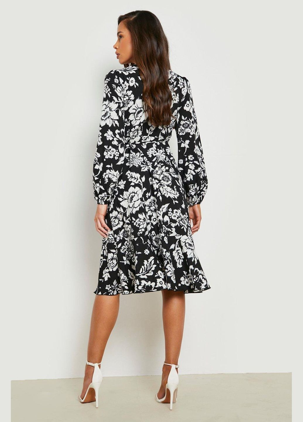 Чорна повсякденний сукня Boohoo з квітковим принтом