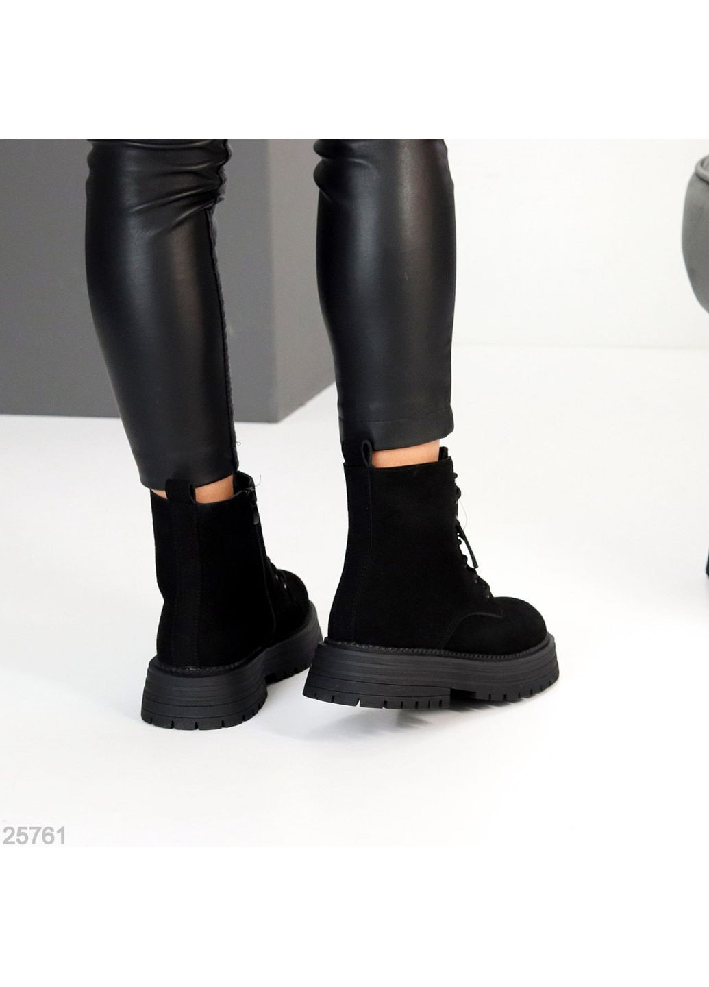 Зимние зимние ботинки Helen из натуральной замши