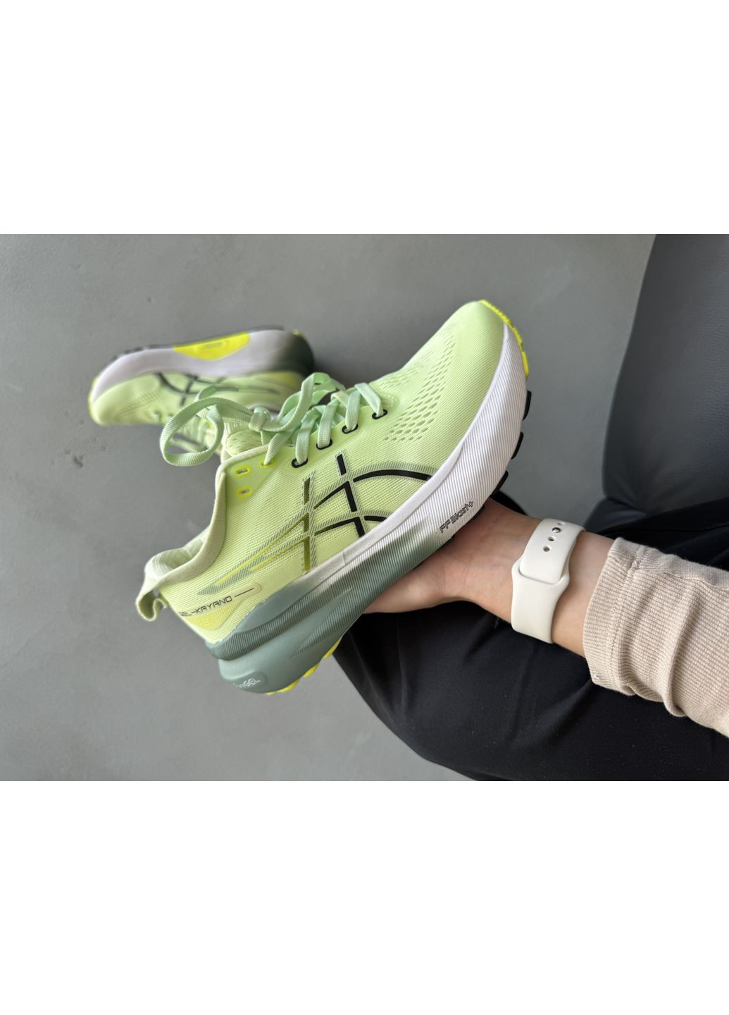 КРОСІВКИ ЖІНОЧІ ASICS GEL-KAYANO 31 GREY / GREEN АСІКС ГЕЛЬ КАЯНО No Brand сірі демісезони (368647077)