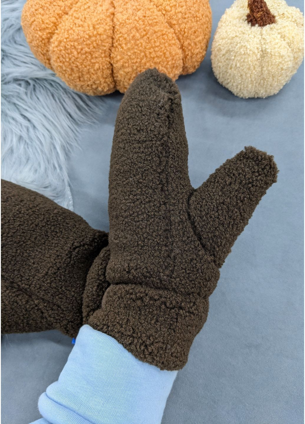 Теплые варежки в стиле тедди – максимальный уют INNOE Рукавиці (364656692)