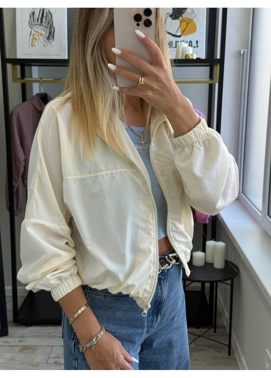 Жіноча вітрівка вкороченого крою MonCher (357233644}