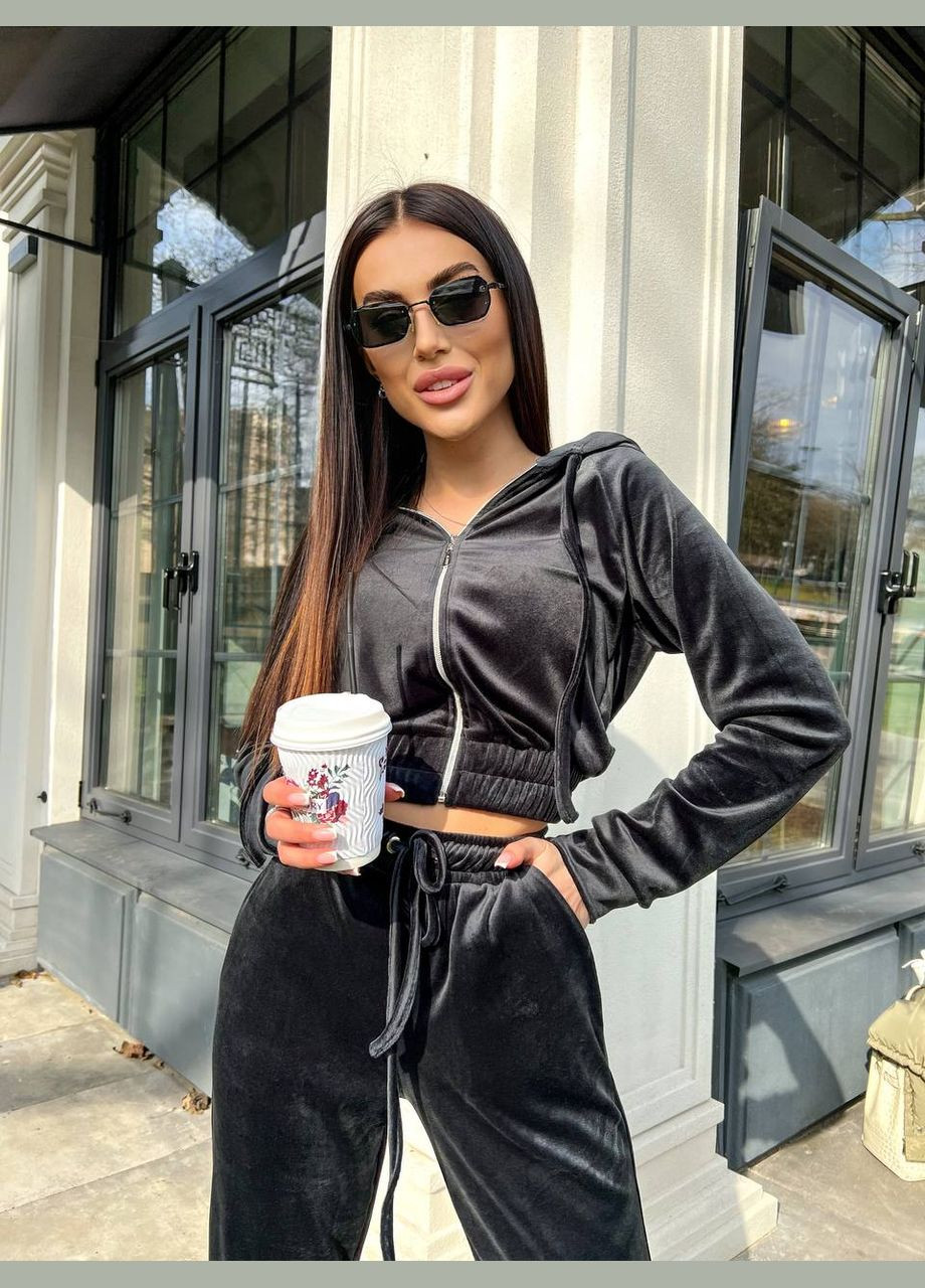 Велюровий жіночий костюм з штанами та кофтою Adelante (316649540)
