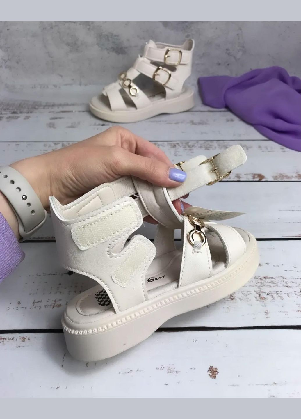 Бежевые детские босоножки для девочки бежевый (058) Jong Golf с цепочками