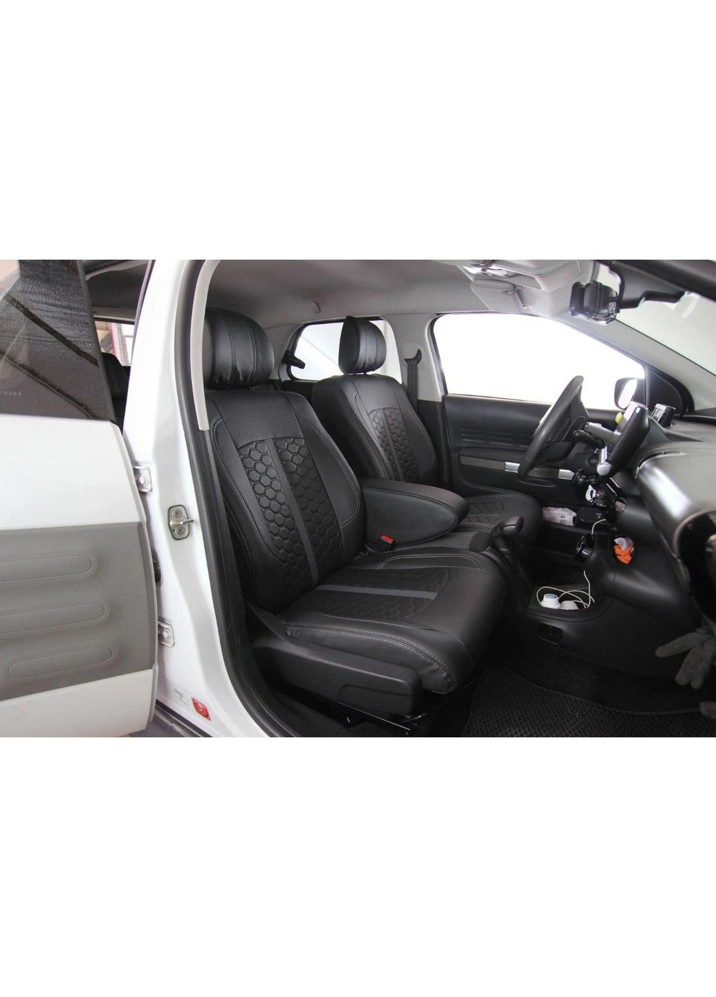 Авточехлы Citroen C4 (2004-2010) Чехлы в салон (Экокожа) EMC-ELEGANT EMC ELEGANT (398186322)