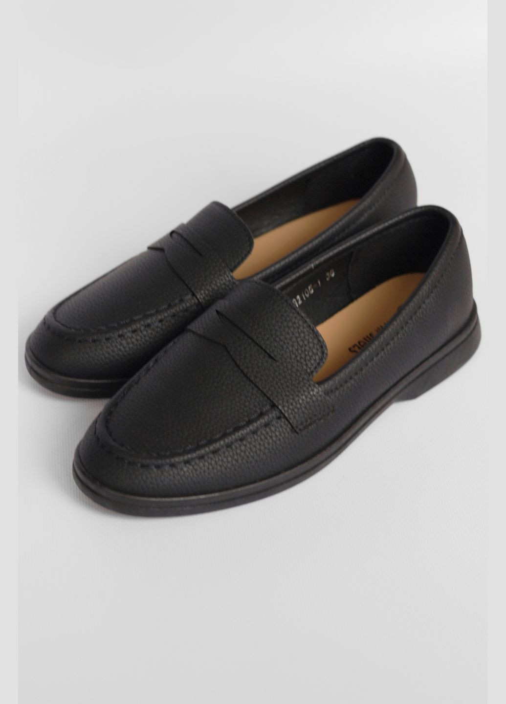 Туфлі-лофери жіночі чорного кольору Let's Shop (292548810)