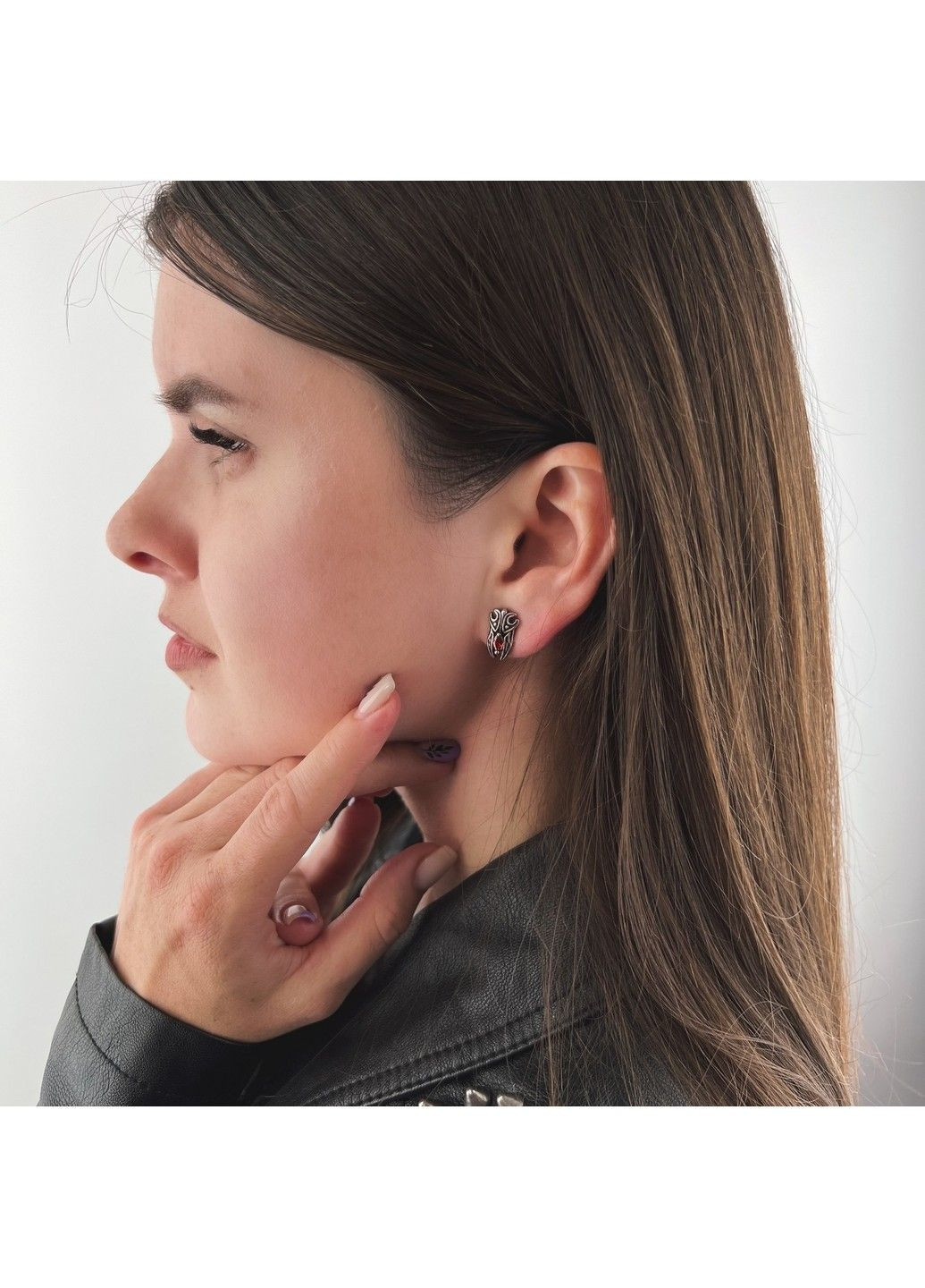 Готичні панк сережки з червоним каменем із медичної сталі ES-035 No Brand (299330591)