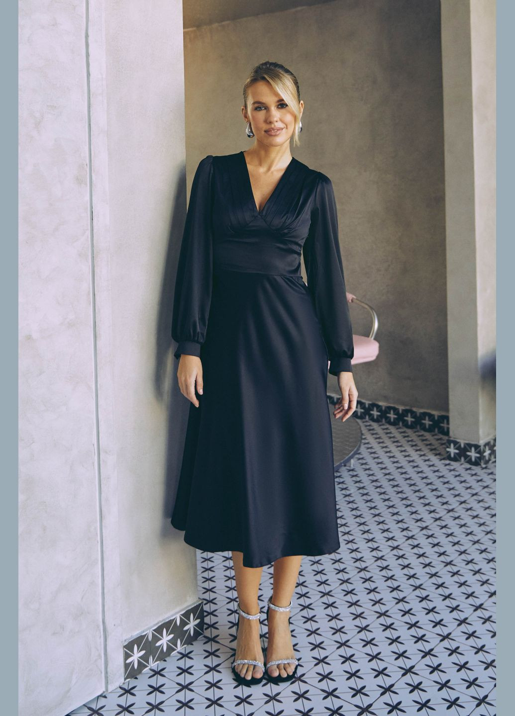 Черное вечернее платье ST-Seventeen однотонное