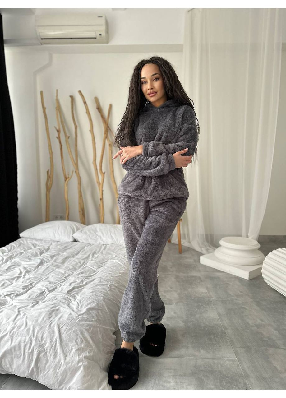 Графитовая женская махровая пижама Osoblyva