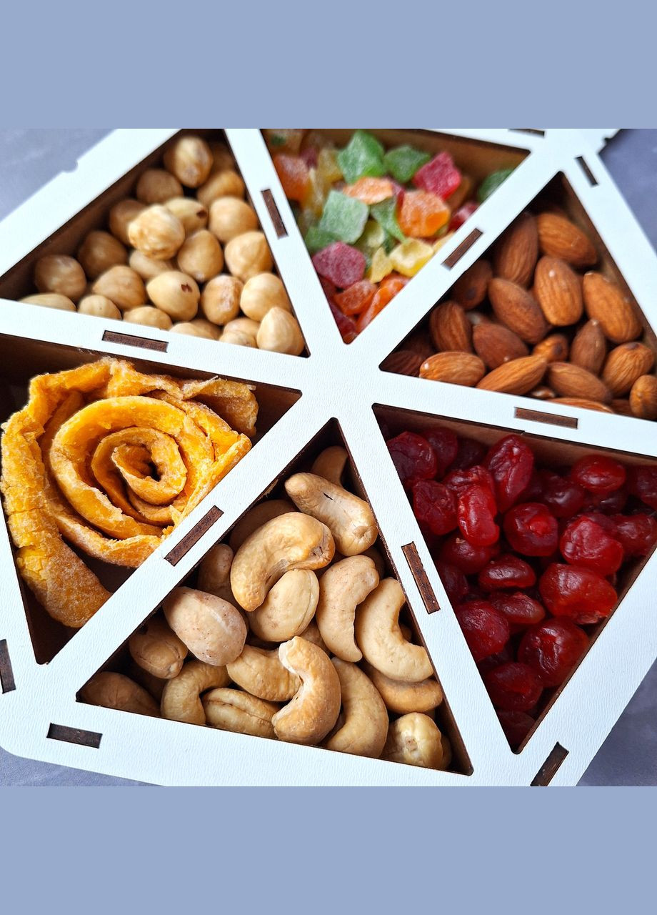 Подарунковий набір горіхів і сухофруктів у дерев'яній коробочці 450 грамів Царство Меду (324627862)