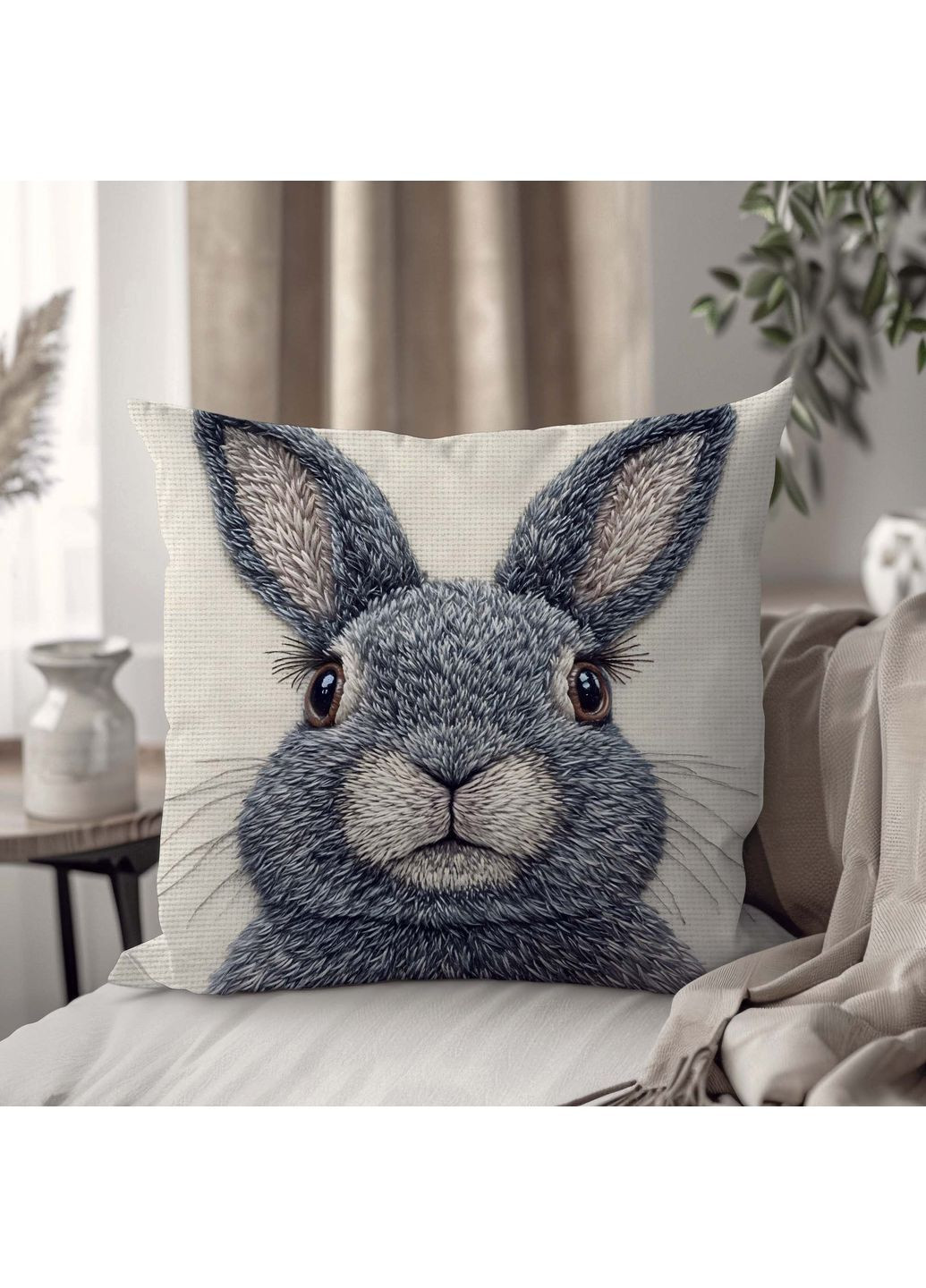 Декоративная плюшева подушка с кроликом 45×45 см 1322045UA WONKEY (362732373)