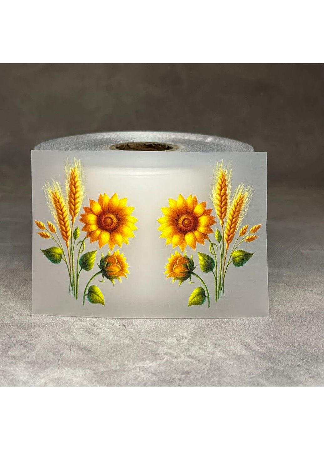 ТермоНаклейка - Подсолнух (арт 018146), размер 3*4 см (одной наклейки), 1 пара No Brand (329900129)