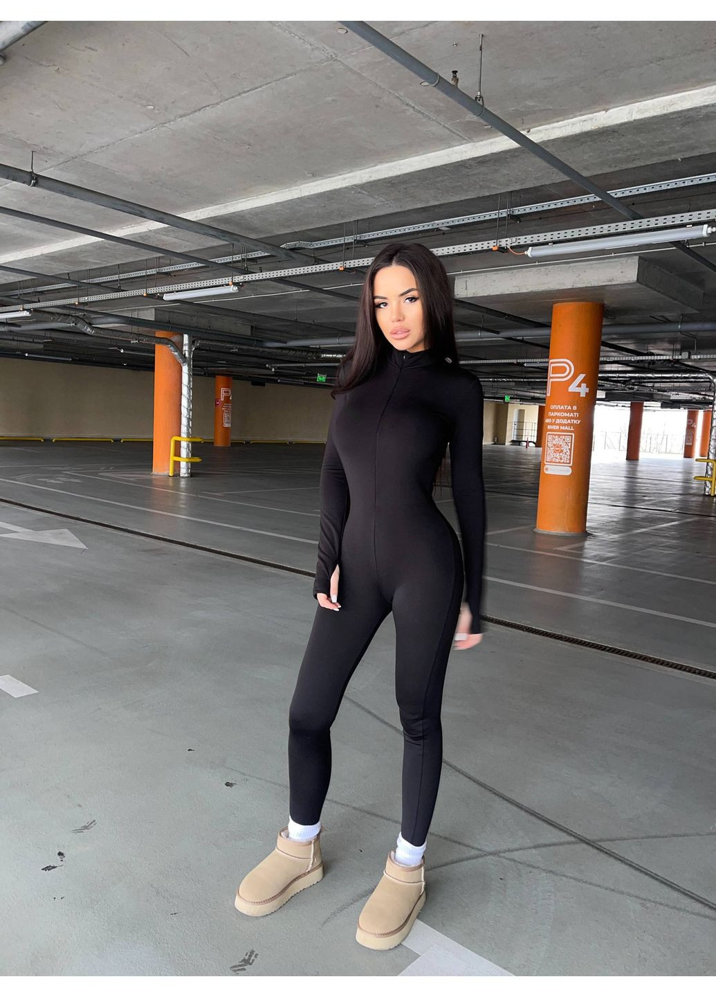 Жiночий теплий комбінезон чорного кольору 35703 Fashion (370370468)