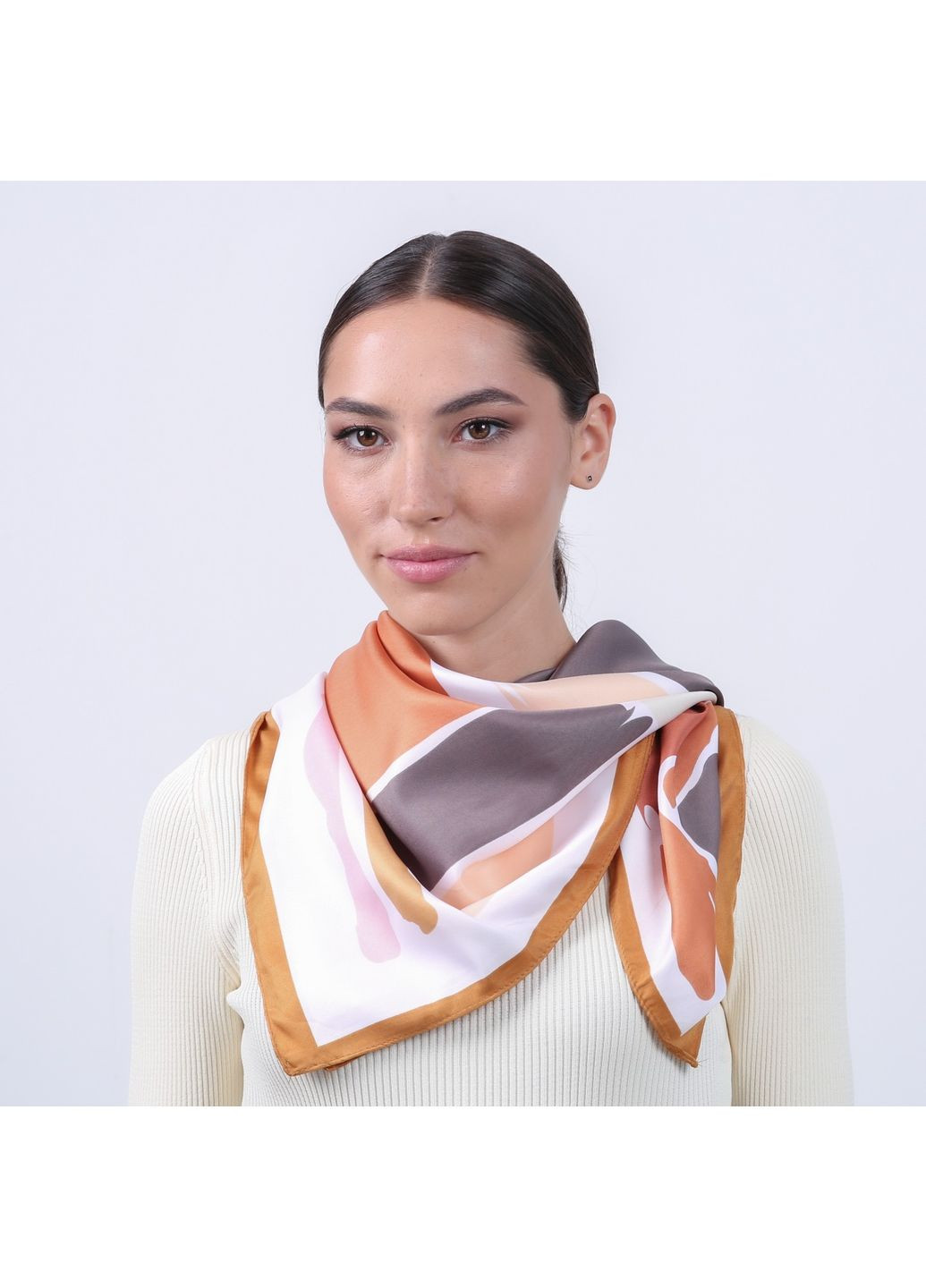 Платок женский с принтом атлас разноцветный ОФЕЛИЯ LuckyLOOK 916-470 (360957170)