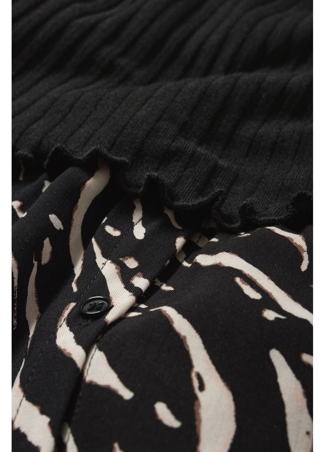 Комбинированное кэжуал плятье для кормящих мам C&A однотонное