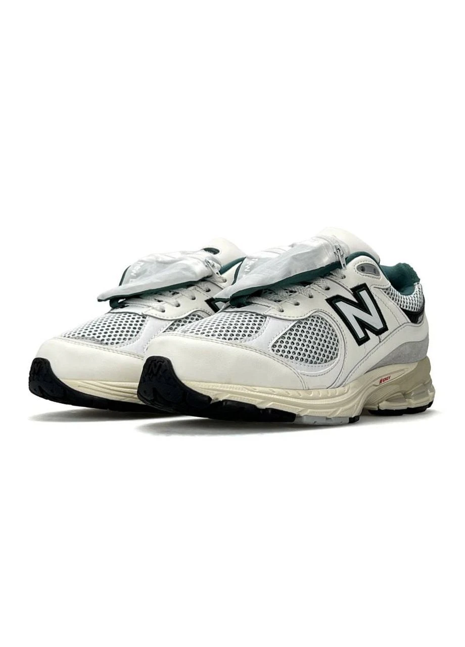 Кросівки жіночі New Balance No Brand 2002R Pouch Beige Green бежеві демісезони (383037570)