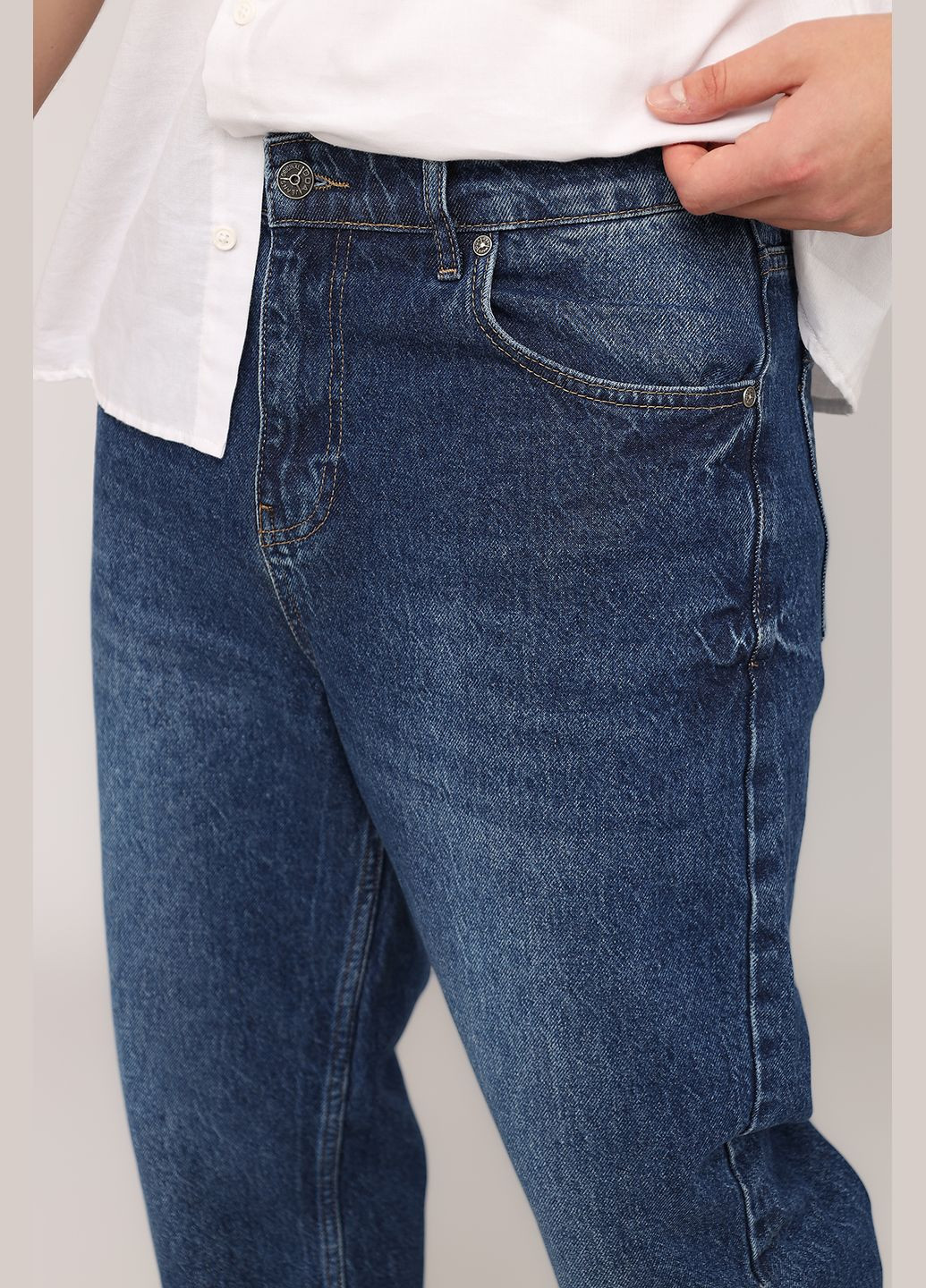 Синие демисезонные джинсы carrot мужские цвет синий цб-00280255 DOA JEANS