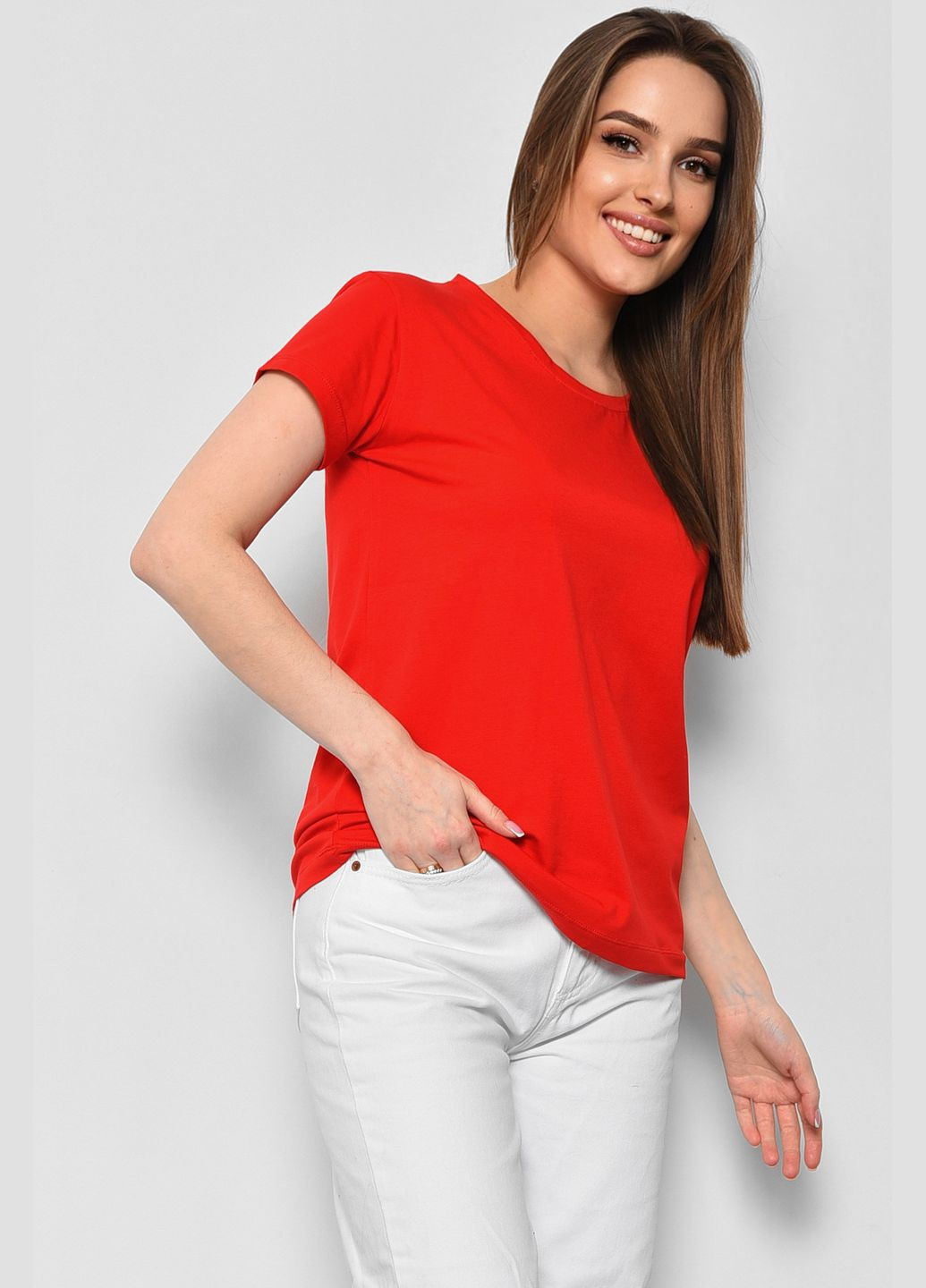 Красная летняя футболка женская однотонная красного цвета Let's Shop