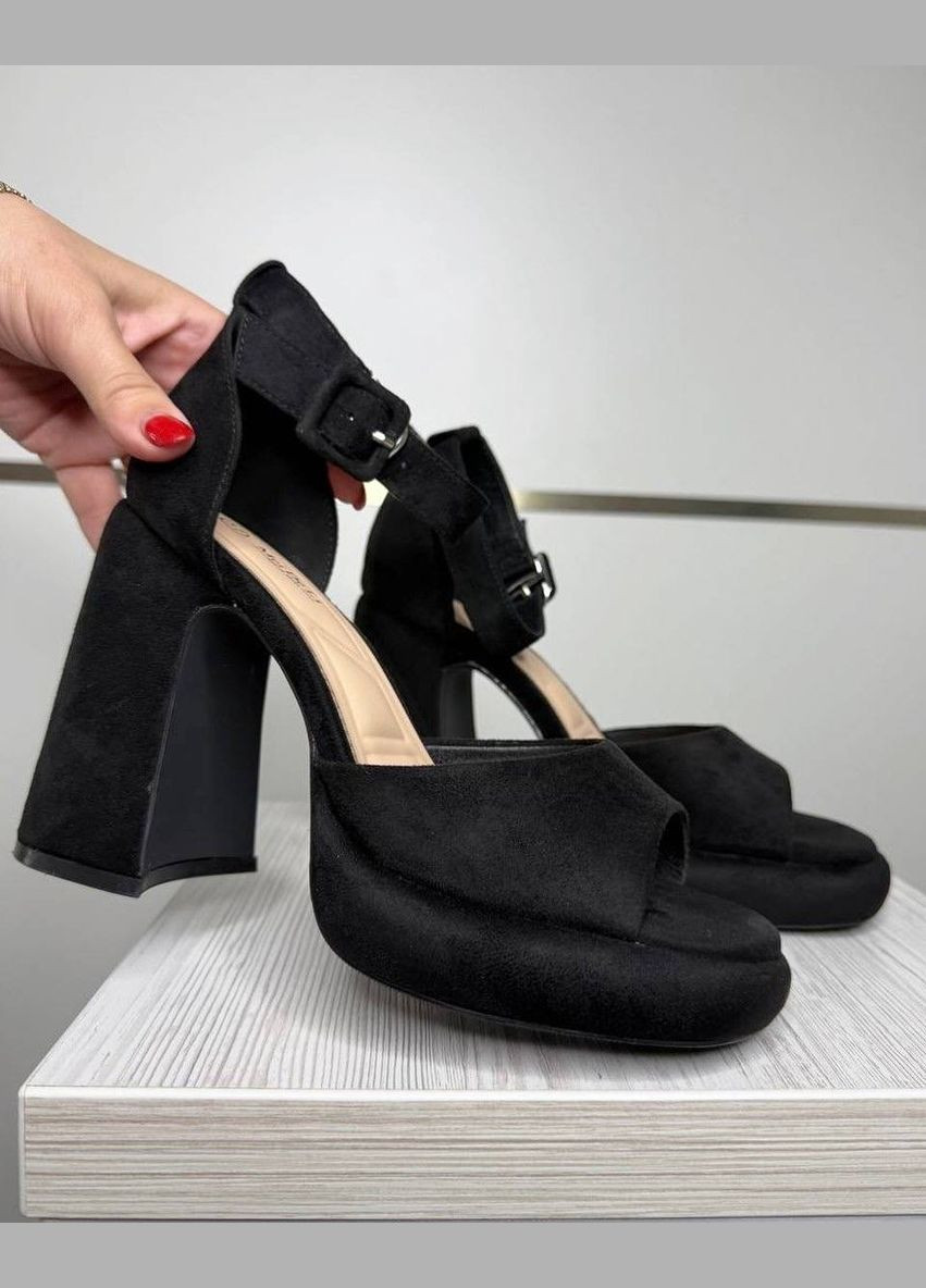 Стильні жіночі босоніжки No Brand (333529019)