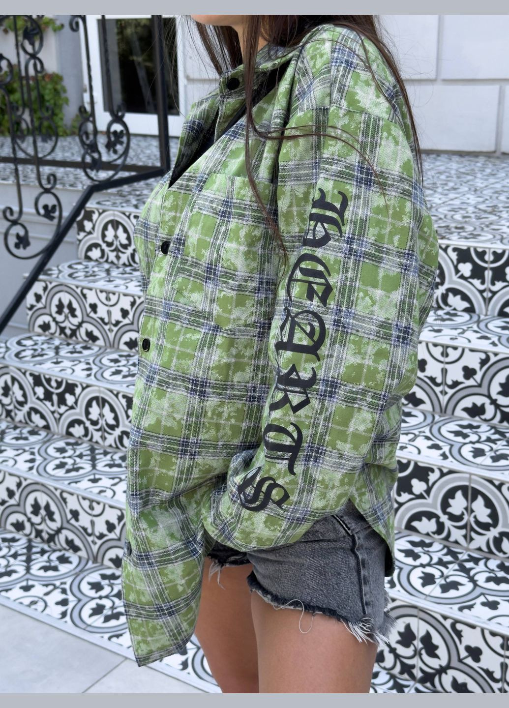 Сорочка жіноча фланелева оверсайз зелена у клітинку LB-704GRN LilBrand Hearts (347580677)