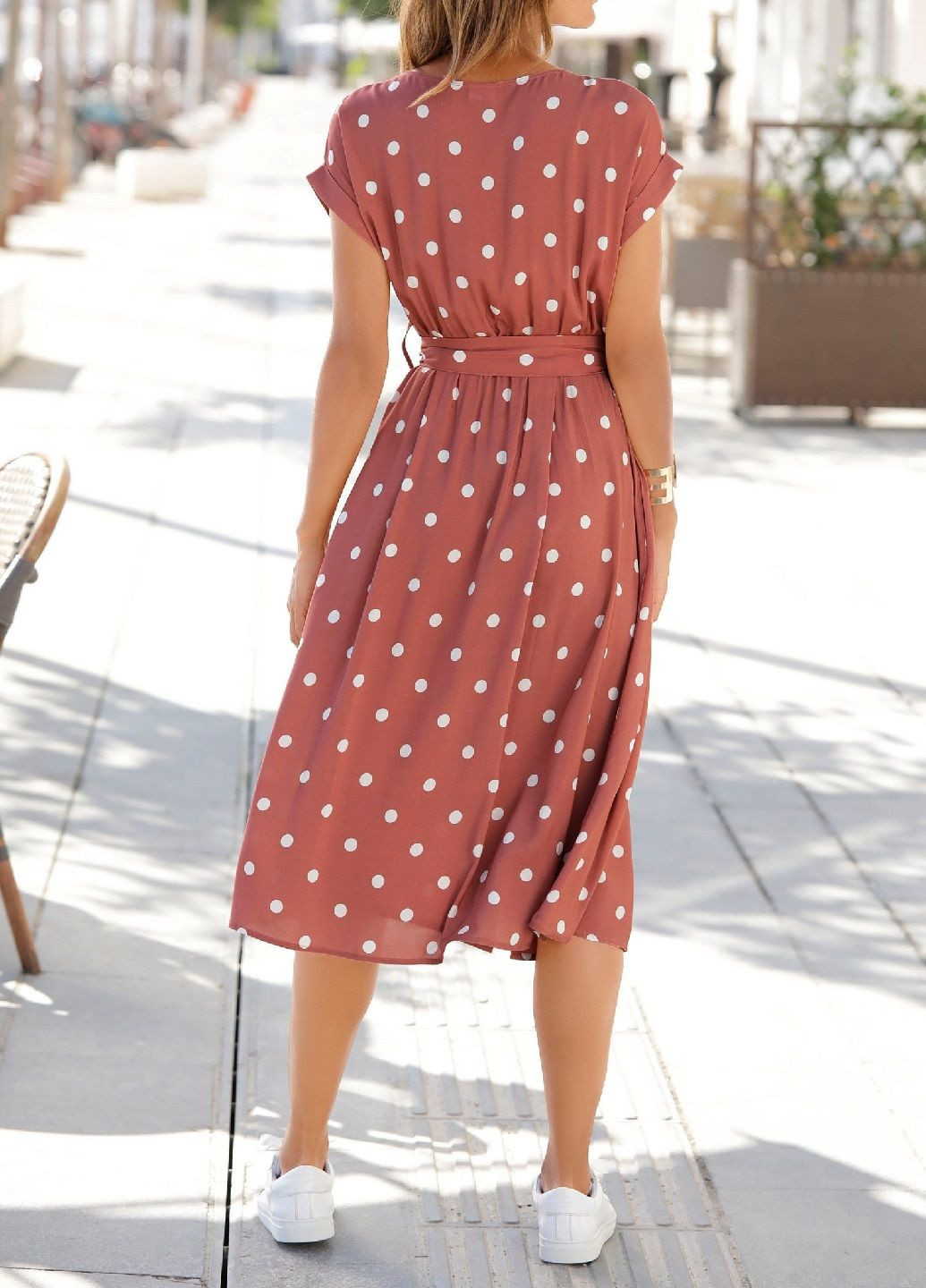 Коричнева сукня Lascana в горошок