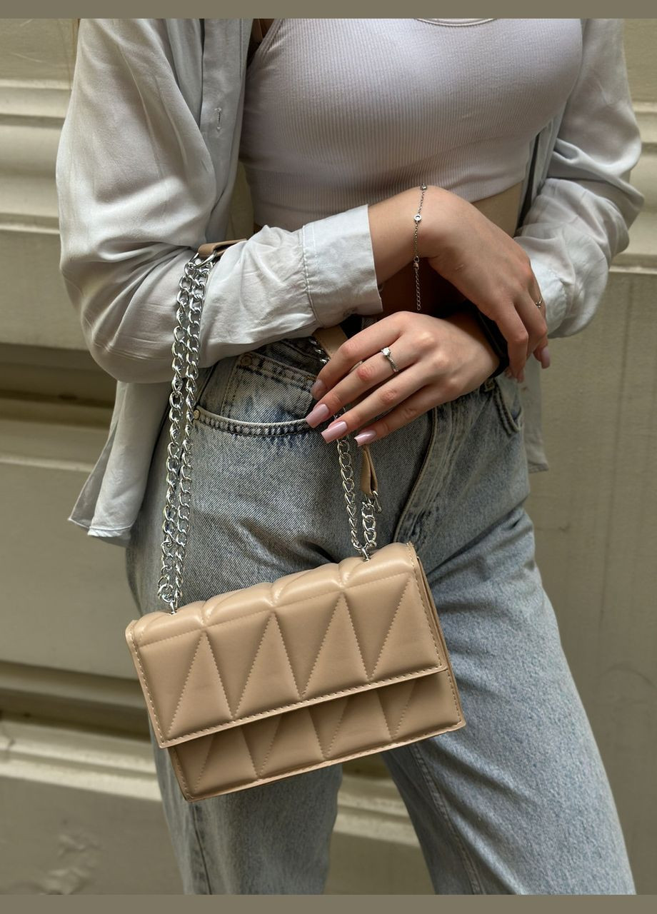 Женская бежевая сумка 10288 кросс-боди на цепочке No Brand (299279316)