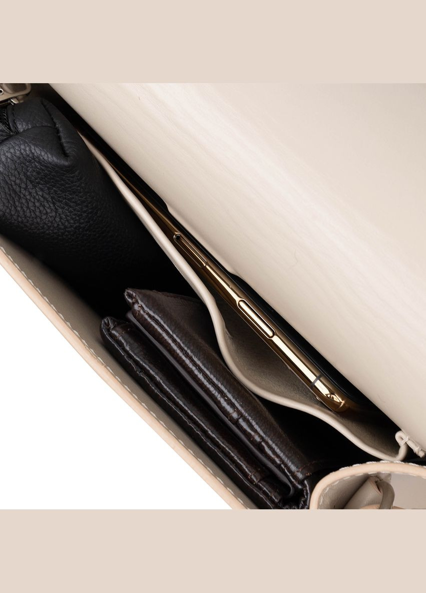 Женская кожаная сумка через плечо с магнитом бежевый (sku_11568) No Brand (329853177)