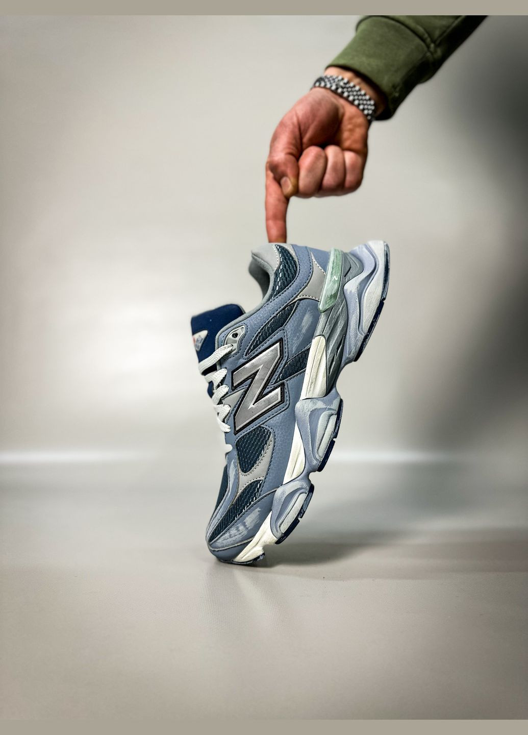 Сірі Осінні кросівки чоловічі і жіночі new balance 9060 arctic grey | нью баланс 9060 сірі No Brand