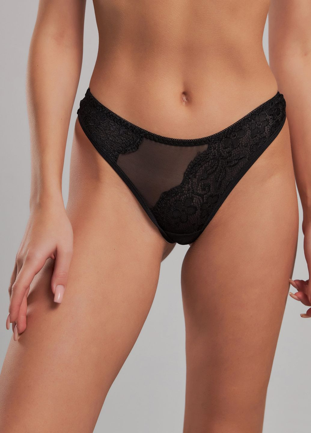 Трусики стрінги чорного кольору з мереживом з сіточкою Nud (316476540)