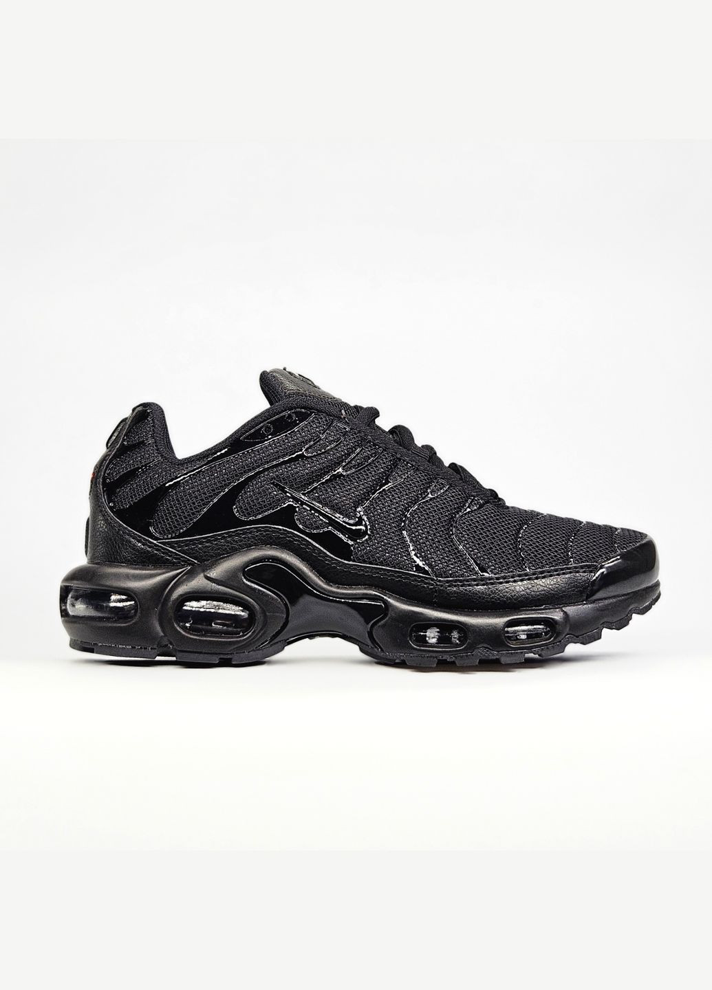 Черные демисезонные кроссовки мужские и женские Nike air max Tn plus black | Найк аір макс Тн плюс