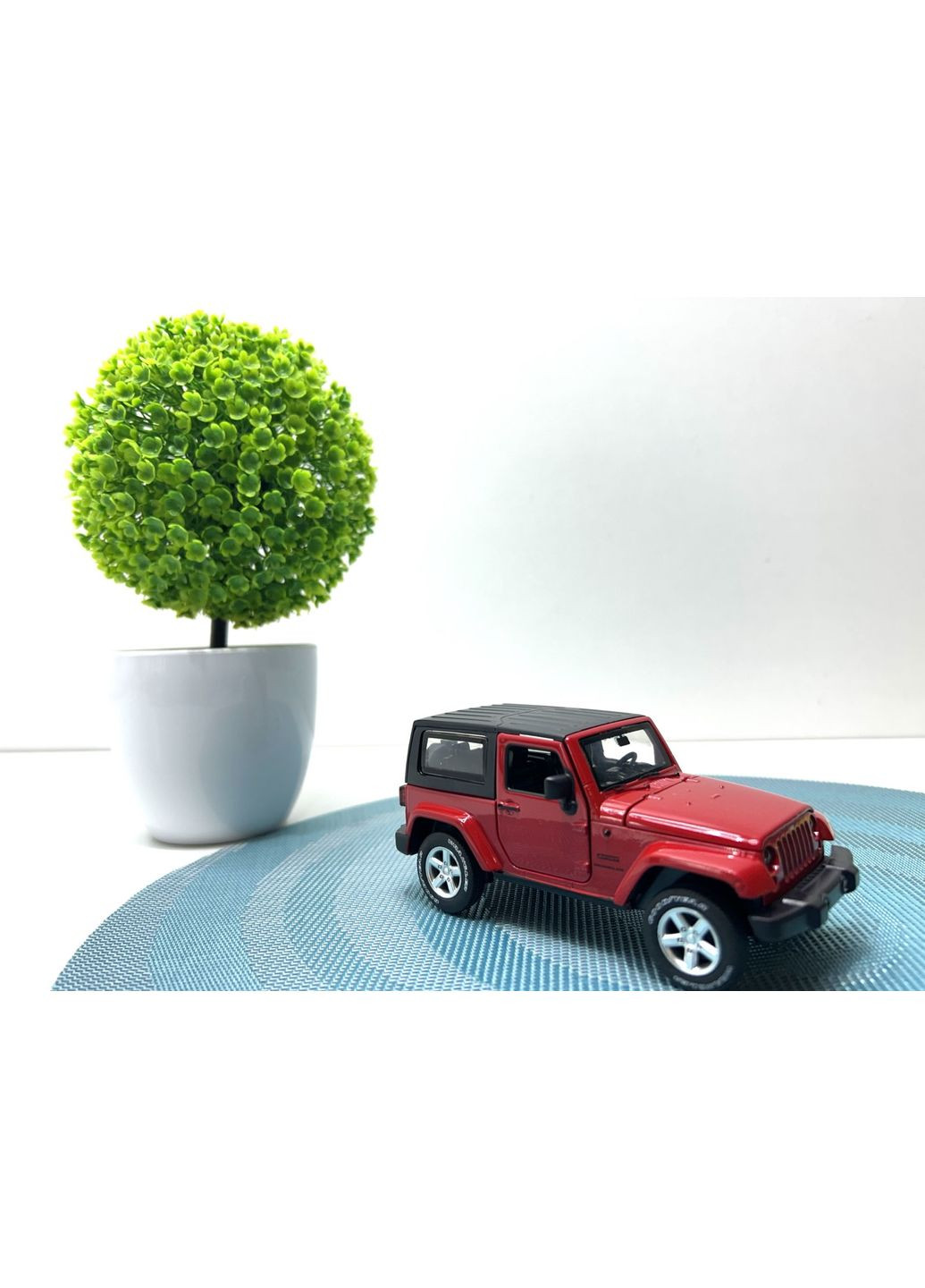 Машина металлическая Jeep Wrangler свет звук открываются двери капот 1:32 Красная (68331) АВТОПРОМ (361854823)