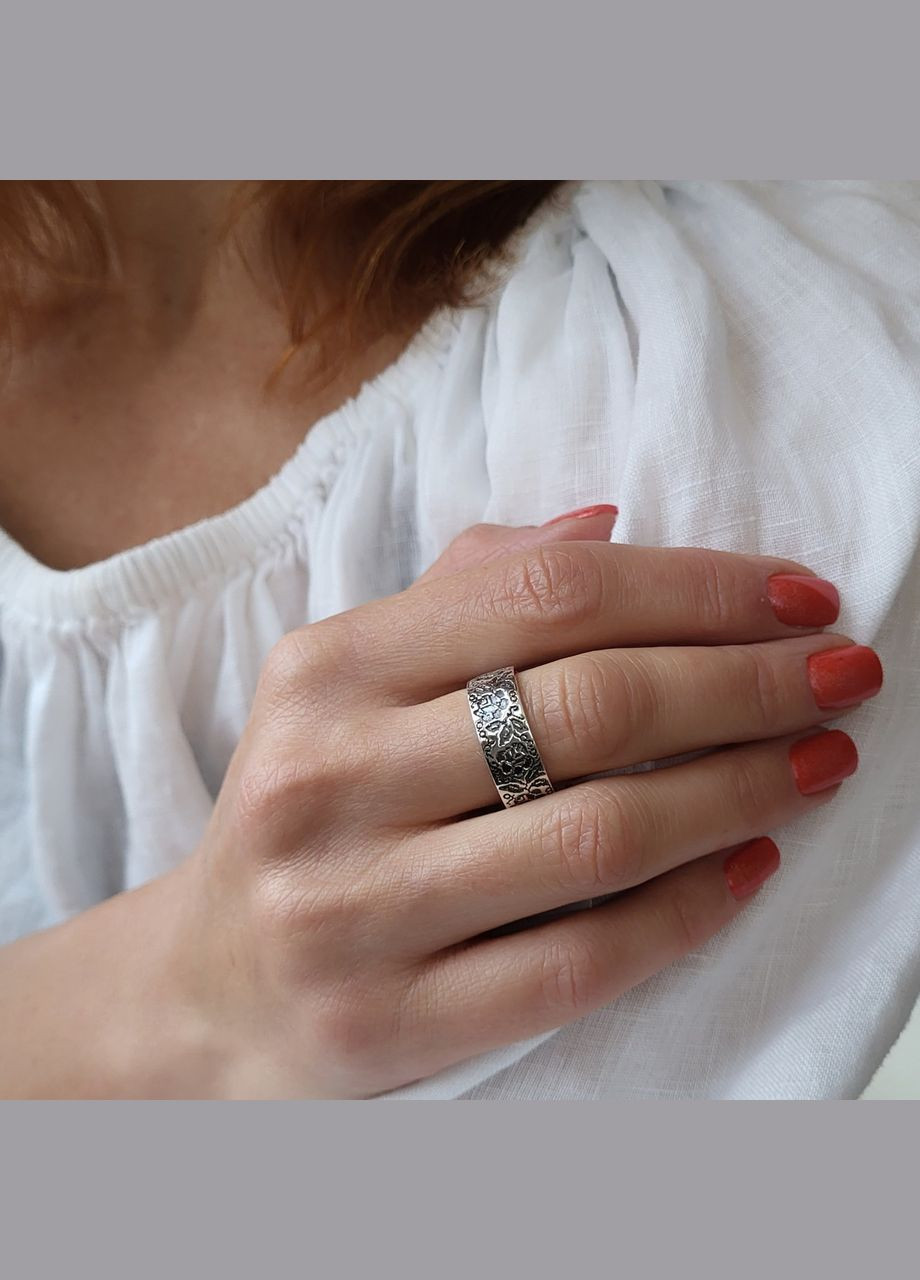 Серебряное кольцо без камней Вышиванка Цветы 19.5 размер черненное серебро 925 проб 4674ч 4.40г No Brand (306742627)