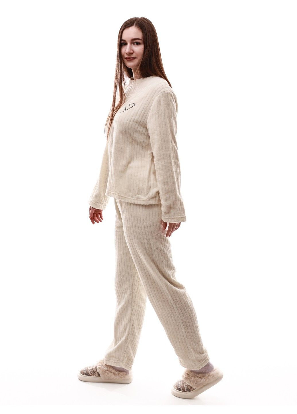 Молочная пижама женская Lumo