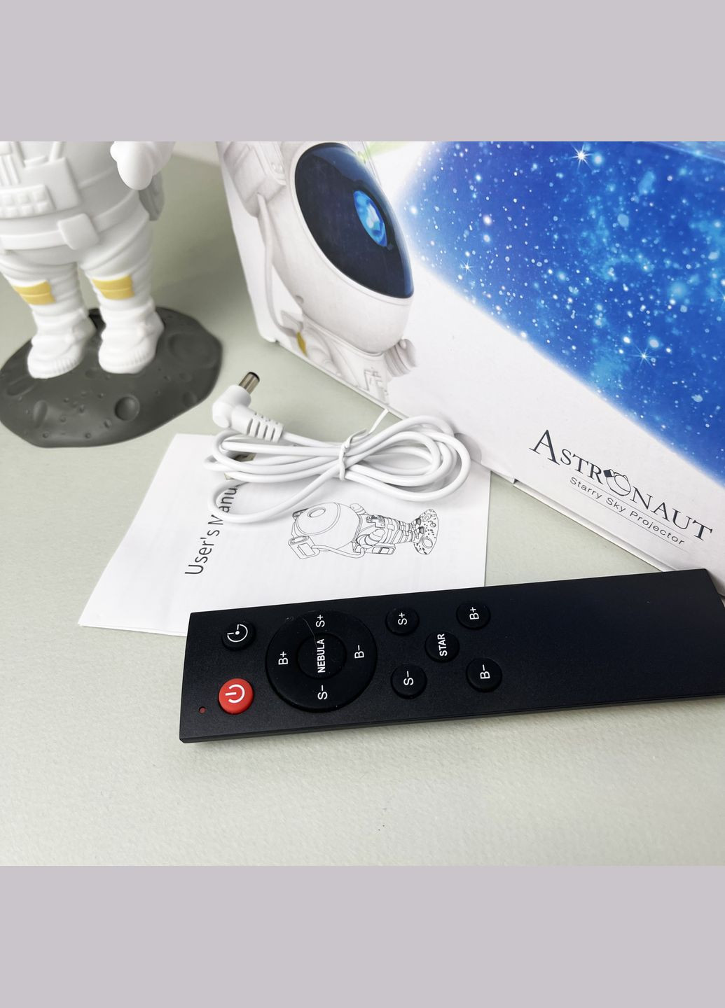 Светильник-проектор Астронавт Starry Sky RGB + пульт No Brand (328387557)