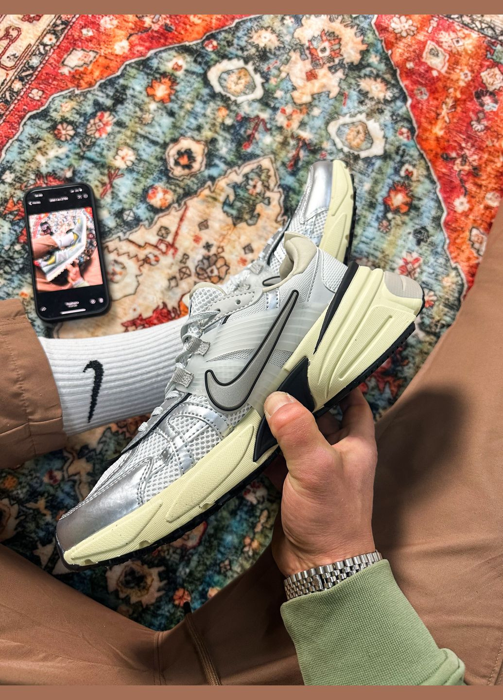 Білі Осінні кросівки чоловічі і жіночі nike v2k runtekk grey beige | найк в2к рантекк сірі бежеві No Brand