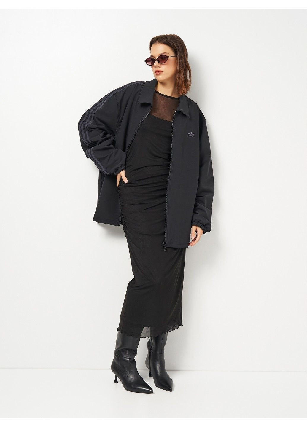 Черное коктейльное платье H&M однотонное