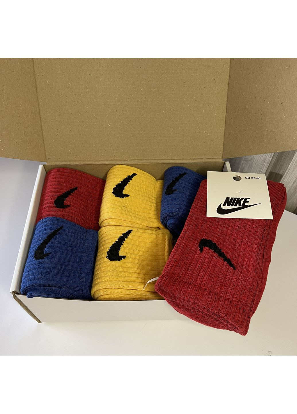 Красные женский подарочный бокс носков с высокой резинкой nike, размер 36-41 (354820447)