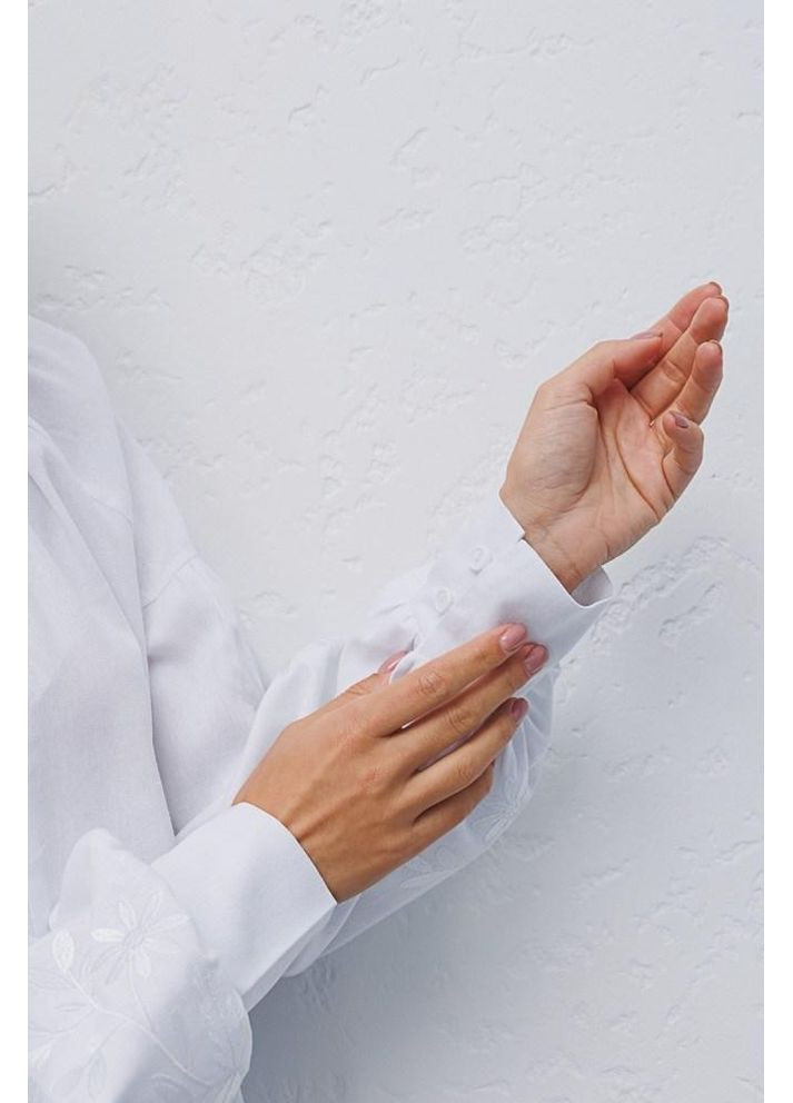 Белая рубашка вышиванка женская лен вискоза длинный рукав цветы 44 белая Arjen