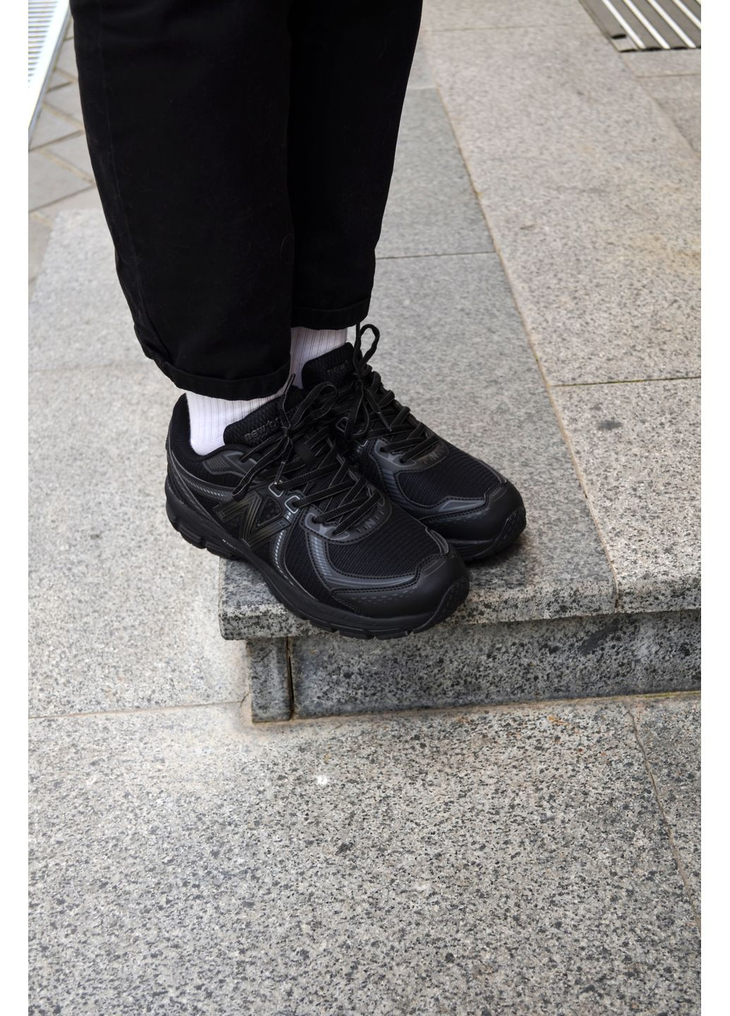 Чорні Осінні кросівки чоловічі new balance 860 v2 black нью беланс 860 No Brand