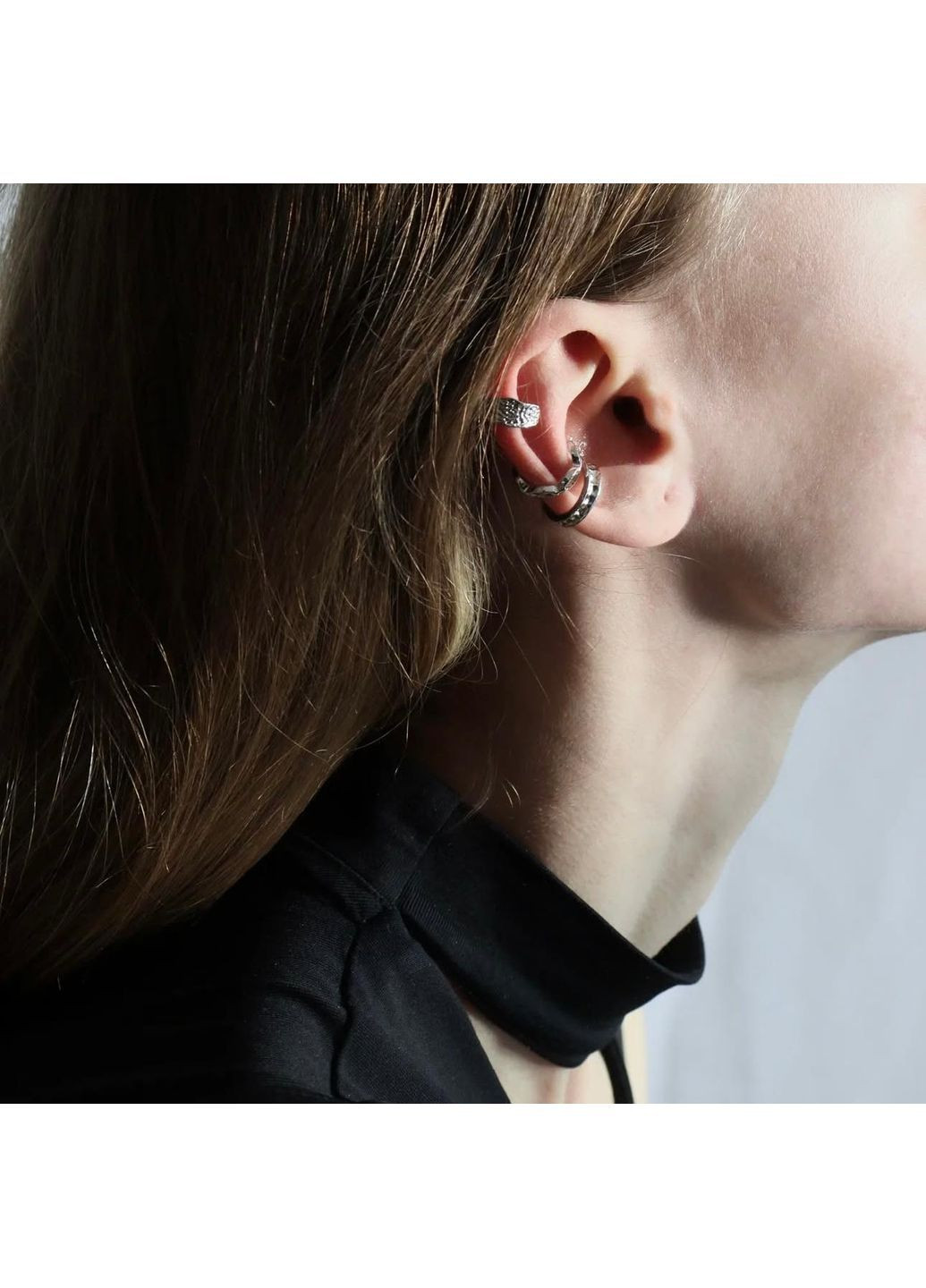 Каффы клипсы набор из трех штук изящные винтажные fairy стиль серебристые на ушко текстурированные рельефный узор indiekid панк No Brand (364134952)