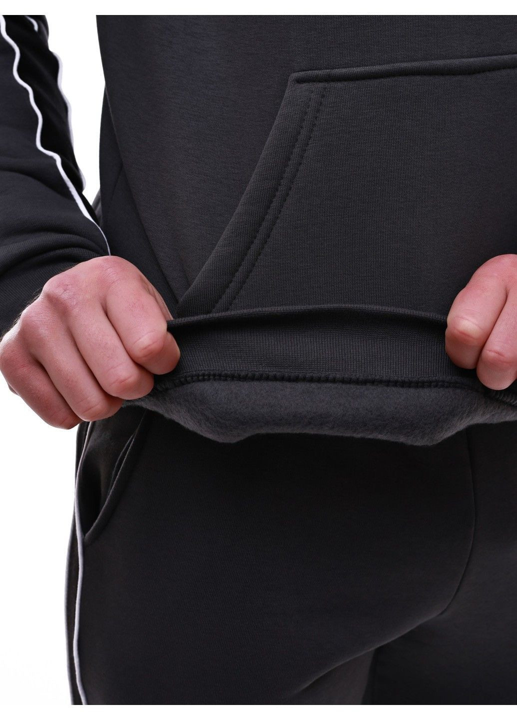 Сірий костюм спортивний чоловічий Griffin