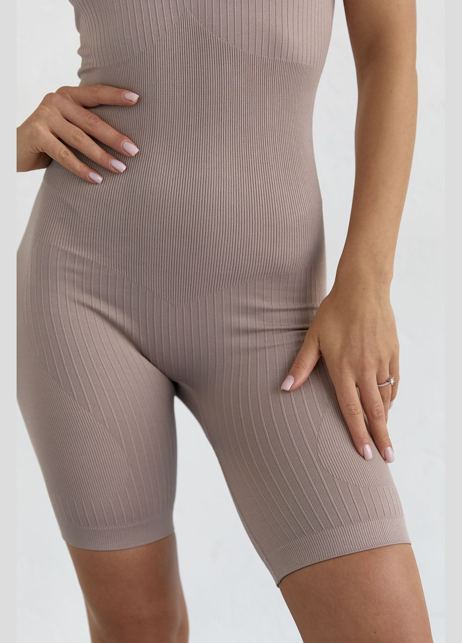 Женский спортивный комбинезон на бретелях Liton комбинезон-шорты однотонный кофейный спортивный полиамид, эластан