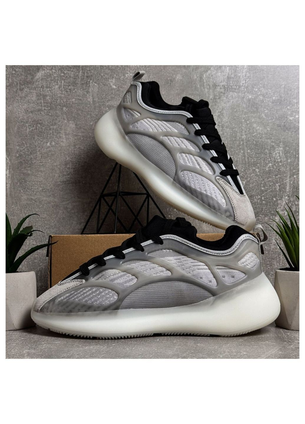 Сірі Осінні кросівки чоловічі Stilli Yeezy Boost 700